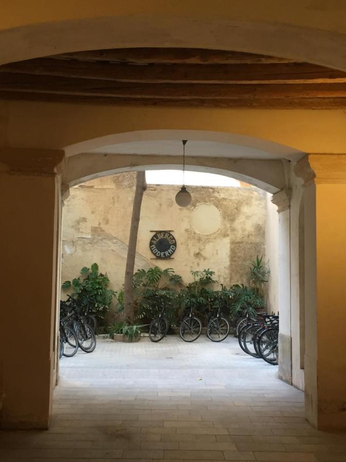 Hotel Moderno Trapani Exteriör bild